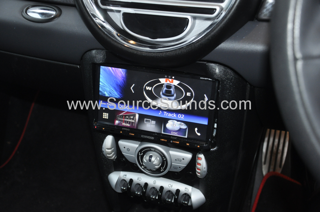 BMW Mini 2008 screen upgrade 004