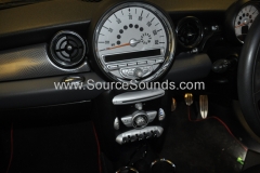 BMW Mini 2008 screen upgrade 002