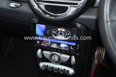 BMW Mini 2008 screen upgrade 004