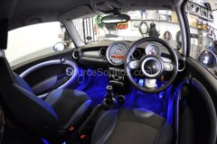 bmw-mini-2009-interior-lighting-001