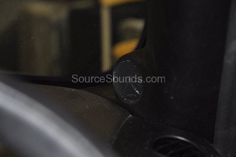 bmw-mini-cooper-s-cabriolet-2009-audio-upgrade-015