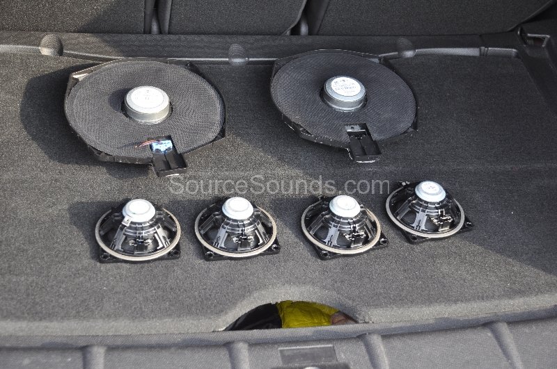 bmw-mini-cooper-works-2012-audio-upgrade-003 bmw-mini-cooper-works-2012-audio-upgrade-003