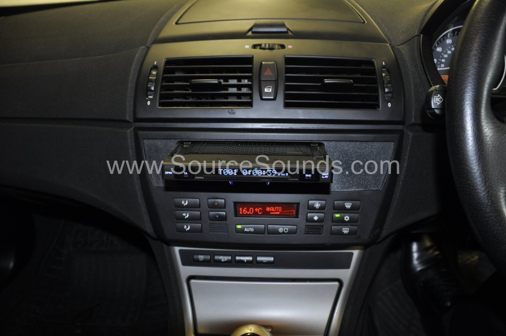 BMW X3 2005 navigation upgrade 003