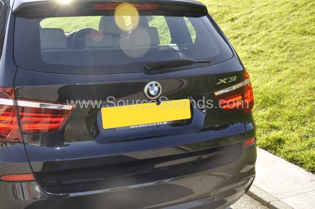 BMW x3 2011 reverse camera upgrade 002