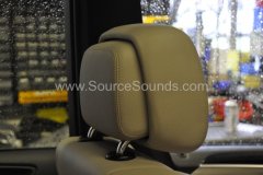BMW X5 2010 rosen headrest upgrade 004