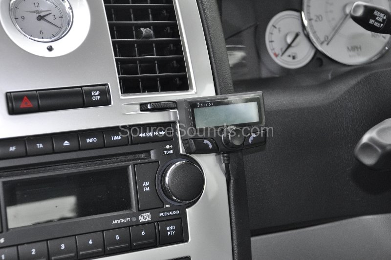 chrysler-300c-2007-bluetooth-upgrade-004