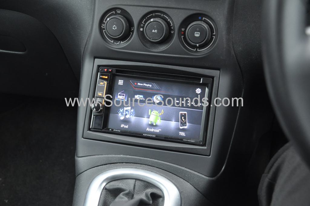 Citroen C3 Picasso 2015 screen upgrade 006