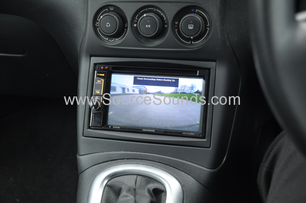 Citroen C3 Picasso 2015 screen upgrade 007