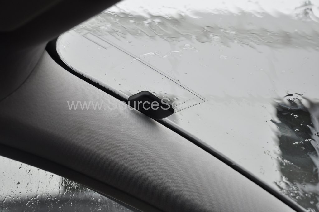 Citroen C5 2009 DAB stereo upgrade 004