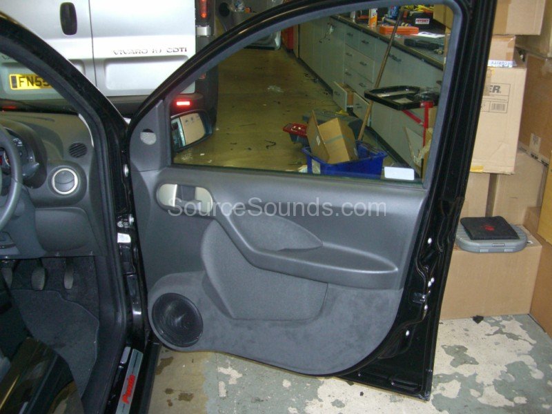 Fiat_Panda_Paulresizedfield_Source_Sounds94