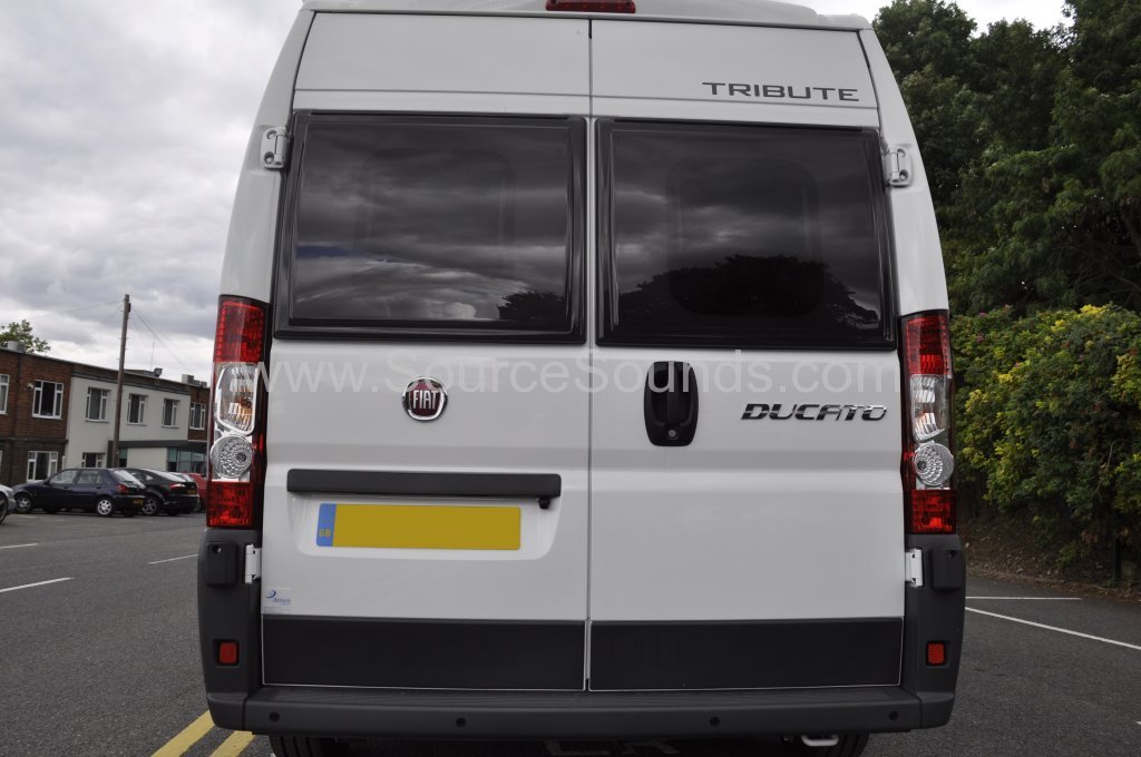 Fiat Ducato 2014 reverse camera upgrade 004