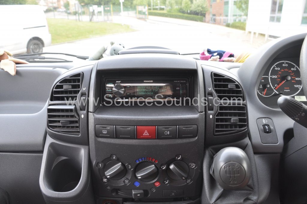 Fiat Ducato Motorhome 2004 DAB stereo upgrade 003