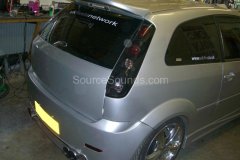 ford-fiesta-2005-boot-install-001