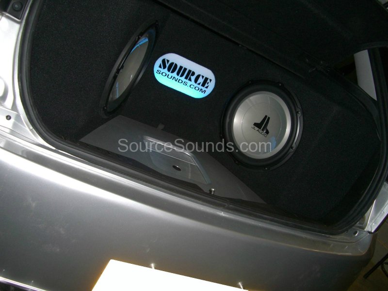 ford-fiesta-2005-boot-install-002