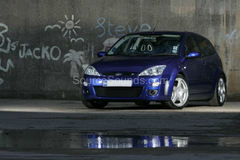 ford-focus-rs-audio-instal-001