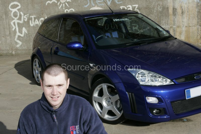ford-focus-rs-audio-install-002