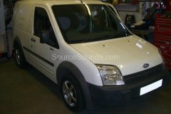 ford-transit-connect-2004-audio-install-001