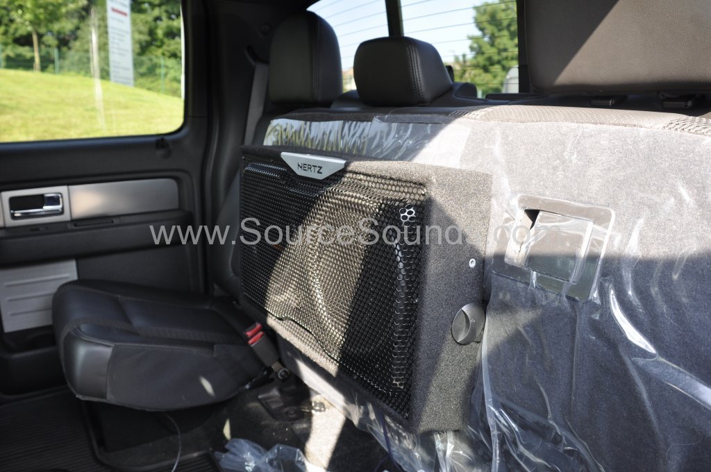 Ford F150 Raptor 2014 audio upgrade 009