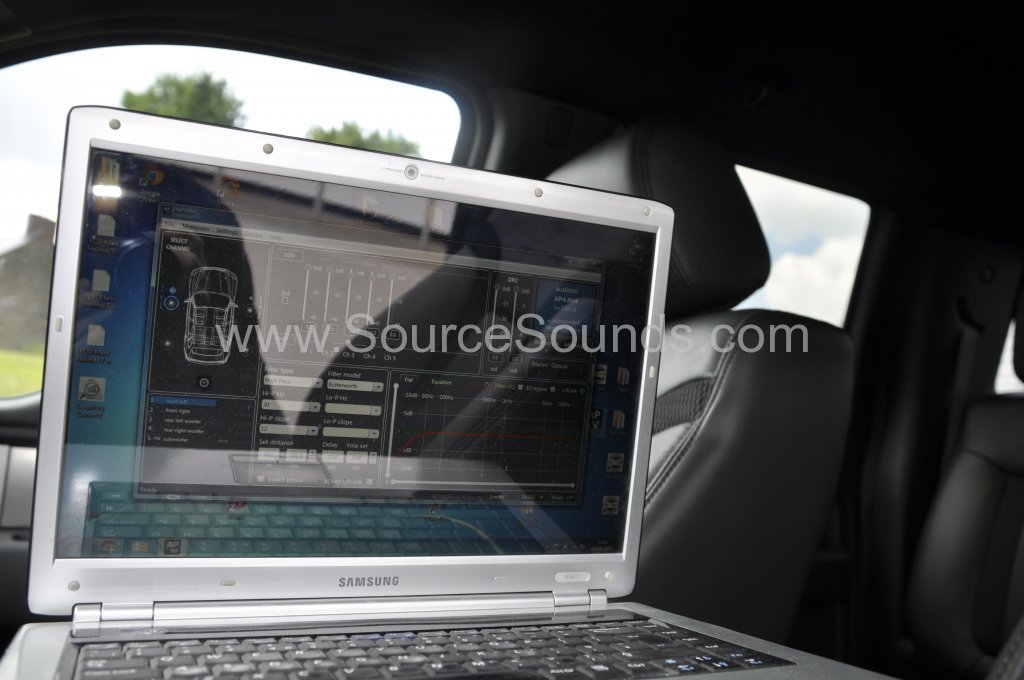 Ford F150 Raptor 2014 audio upgrade 013