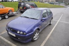 Ford Fiesta 2000 stereo upgrade 001