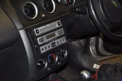 ford-fiesta-2003-stereo-upgrade-003