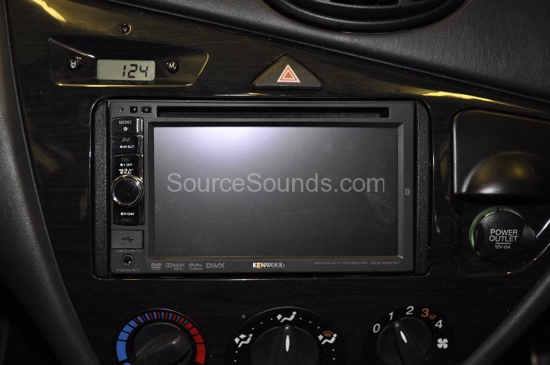 ford-focus-2002-double-din-stereo-upgrade-004 ford-focus-2002-double-din-stereo-upgrade-004