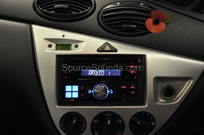 ford-focus-2003-dd-stereo-upgrade-002