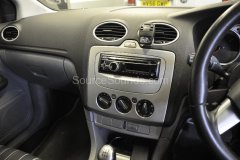 ford-focus-2008-stereo-upgrade-003