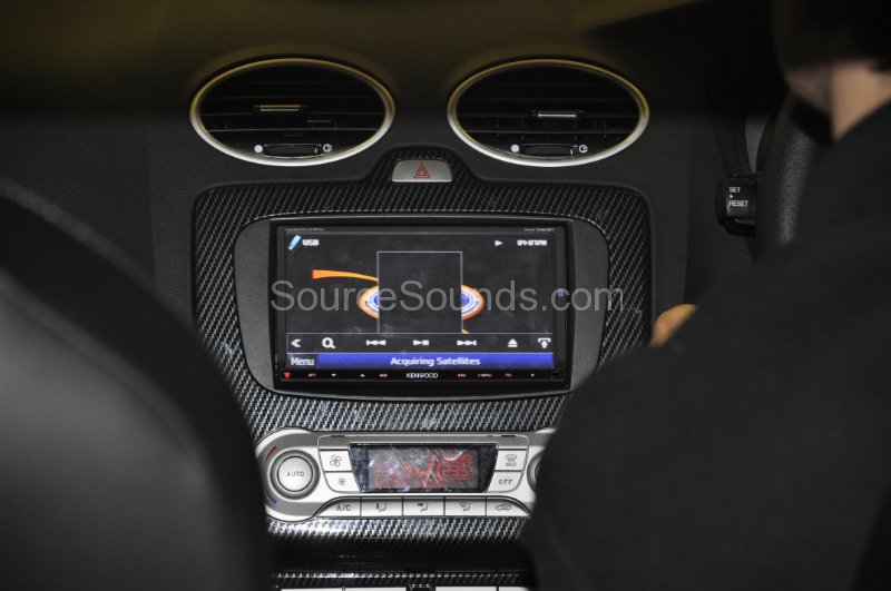 ford-focus-st-2010-reverse-camera-005