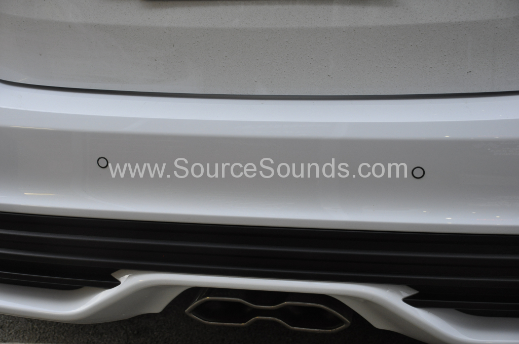 Ford Focus ST 2015 rear parking sensors upgrade 004