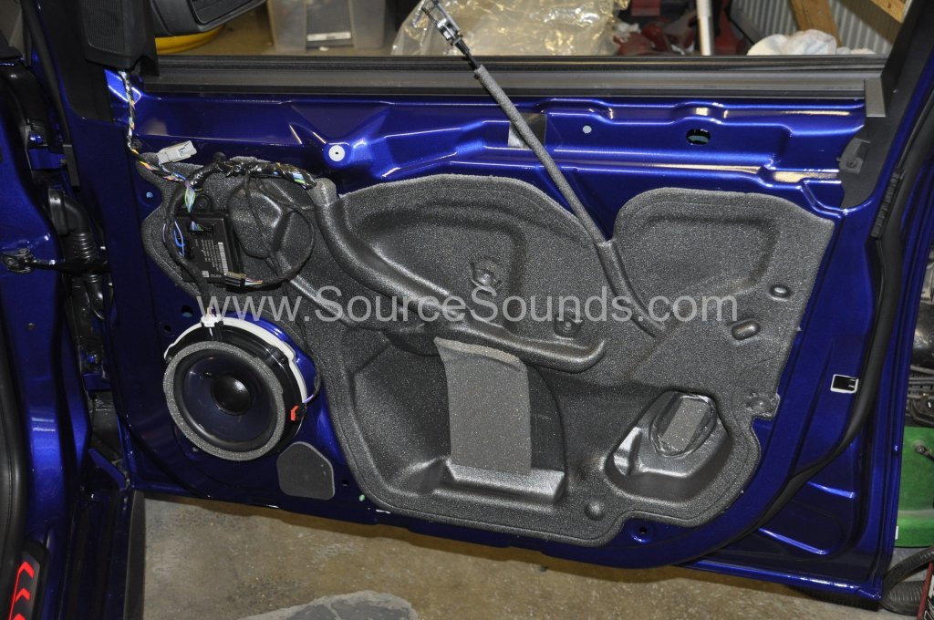Ford Focus ST 2015 speaker upgrade 003.JPG