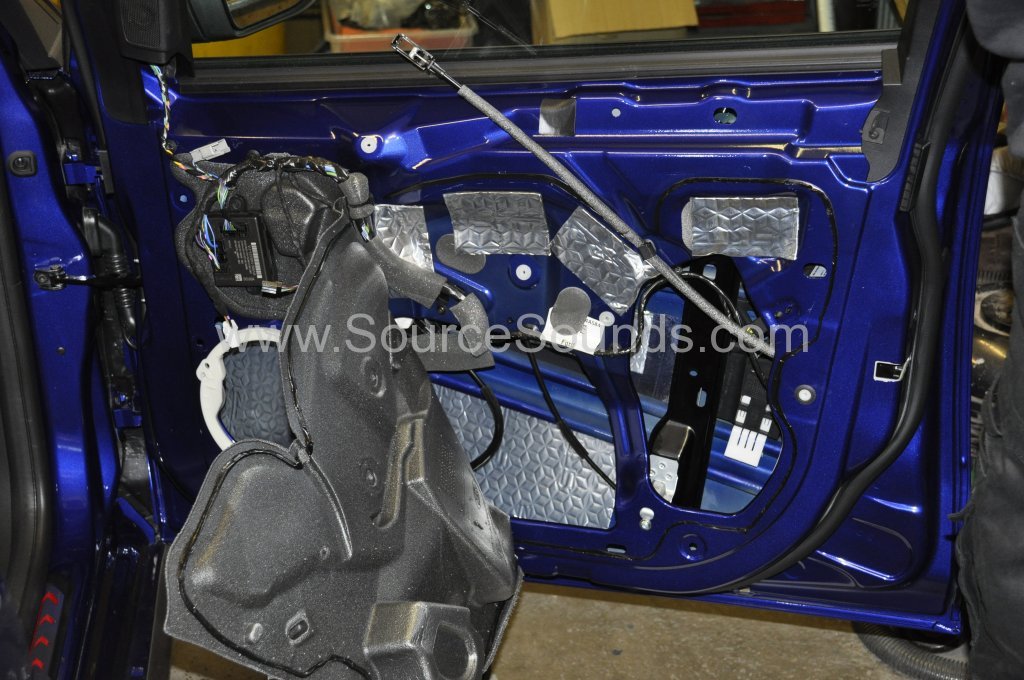 Ford Focus ST 2015 speaker upgrade 005.JPG