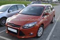 Ford Focus Titanium 2011 flush parking sensors 001
