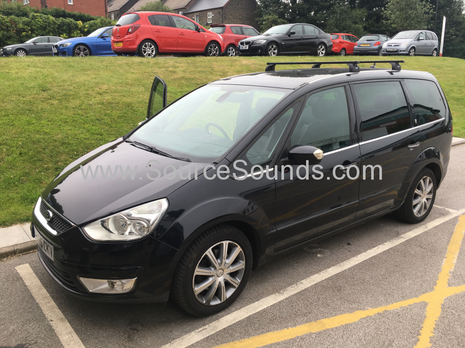 Ford Galaxy DD carplay and rev camera 001