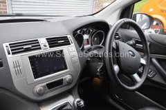 Ford Kuga 2011 screen upgrade 004