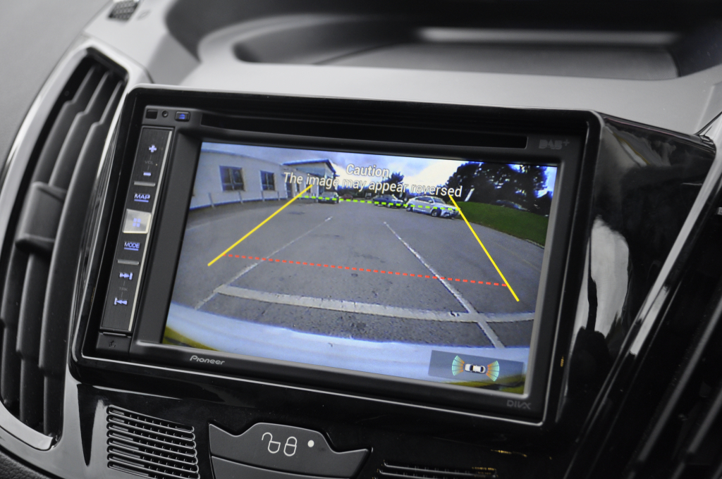 Ford Kuga 2014 reverse camera 006