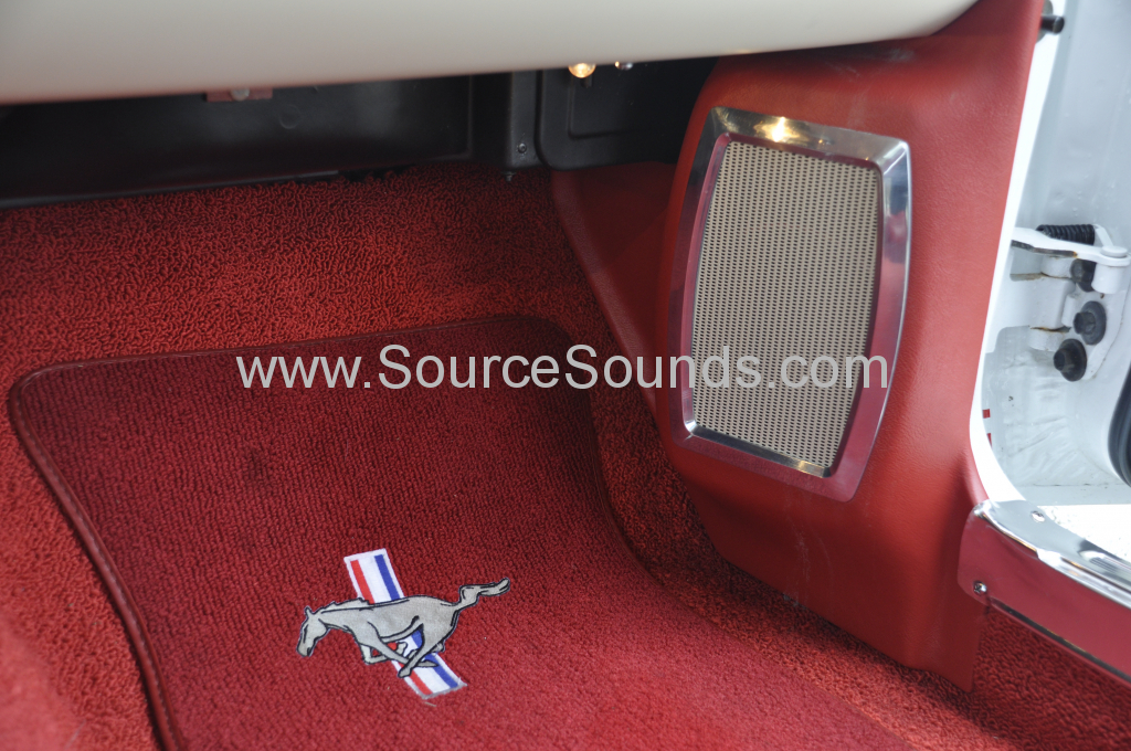 Ford Mustang 1966 audio upgrade 012