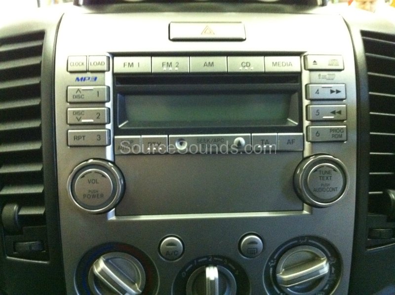 ford-ranger-2007-double-din-screen-002