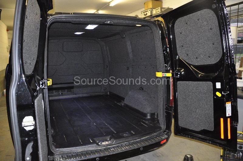 ford-transit-2013-trimming-009