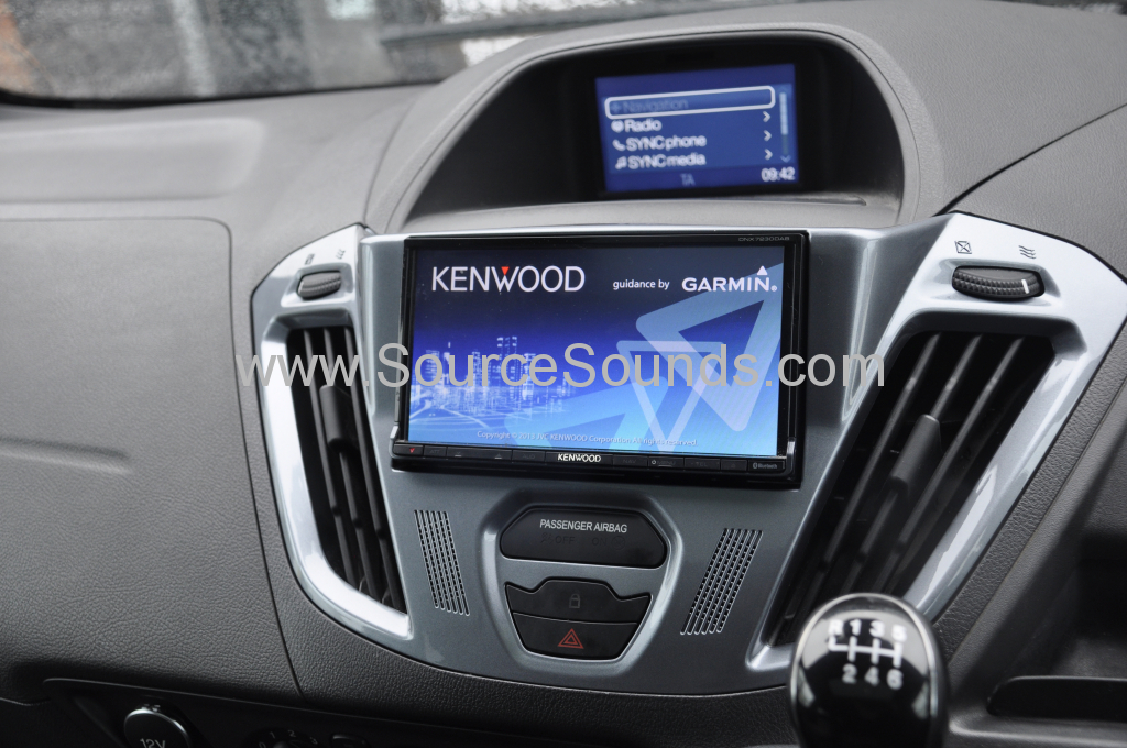 Ford Transit Custom 2015 Kenwood navigation 003
