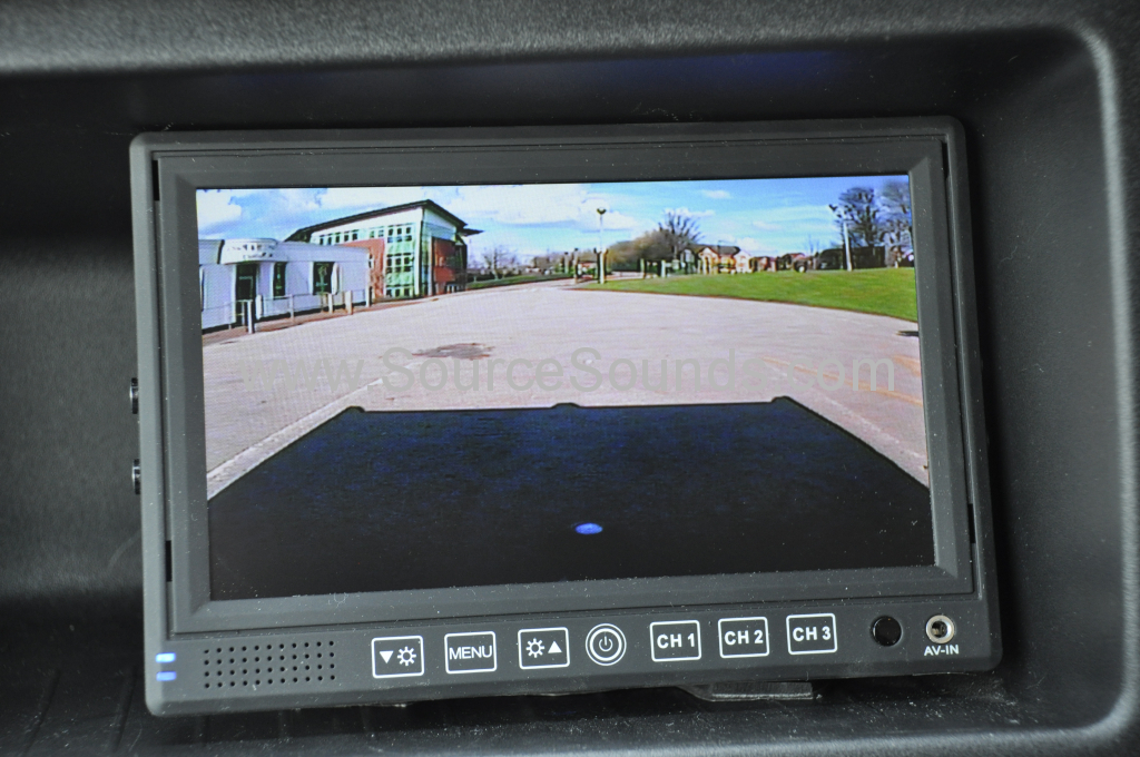 Ford Transit Tipper 2014 reveres camera and TV 009