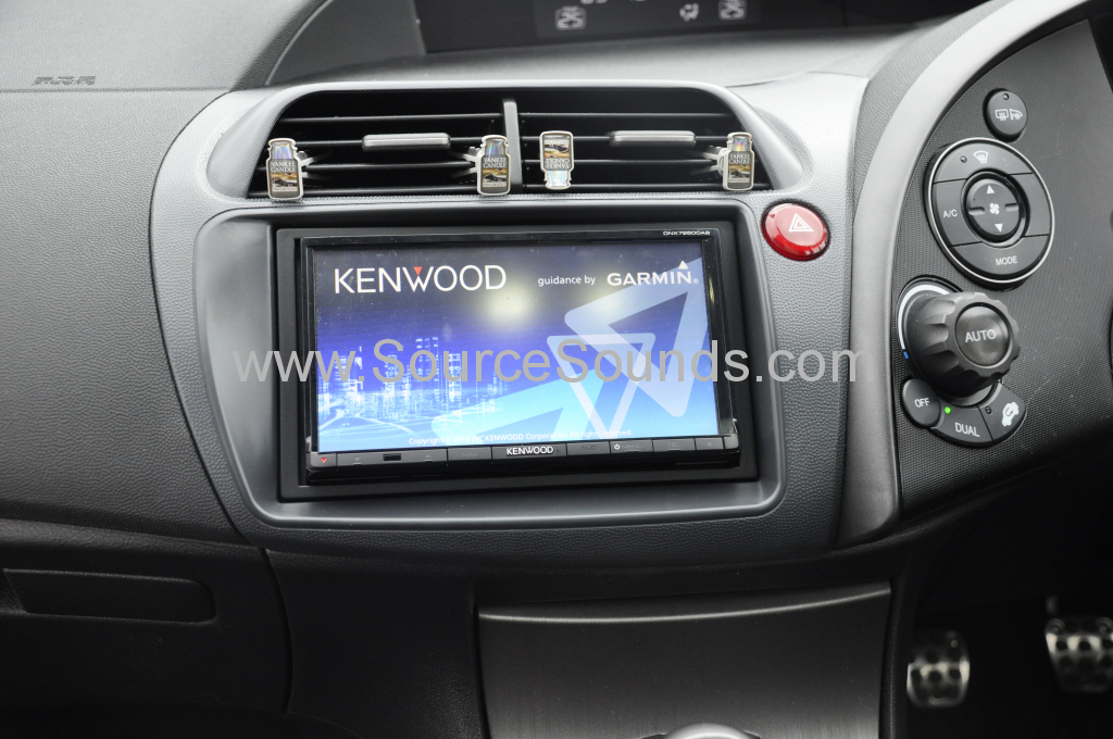 Honda Civic 2009 DAB upgrade 002