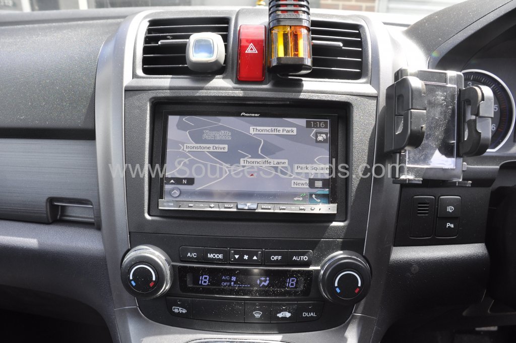 Honda CRv 2008 navigation upgrade 006