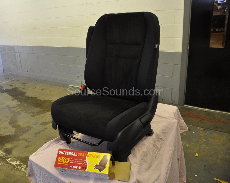 honda-crv-2012-heated-seats-003 honda-crv-2012-heated-seats-003