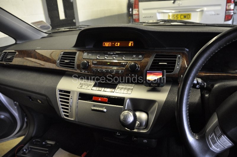 honda-frv-2006-bluetooth-upgrade-003
