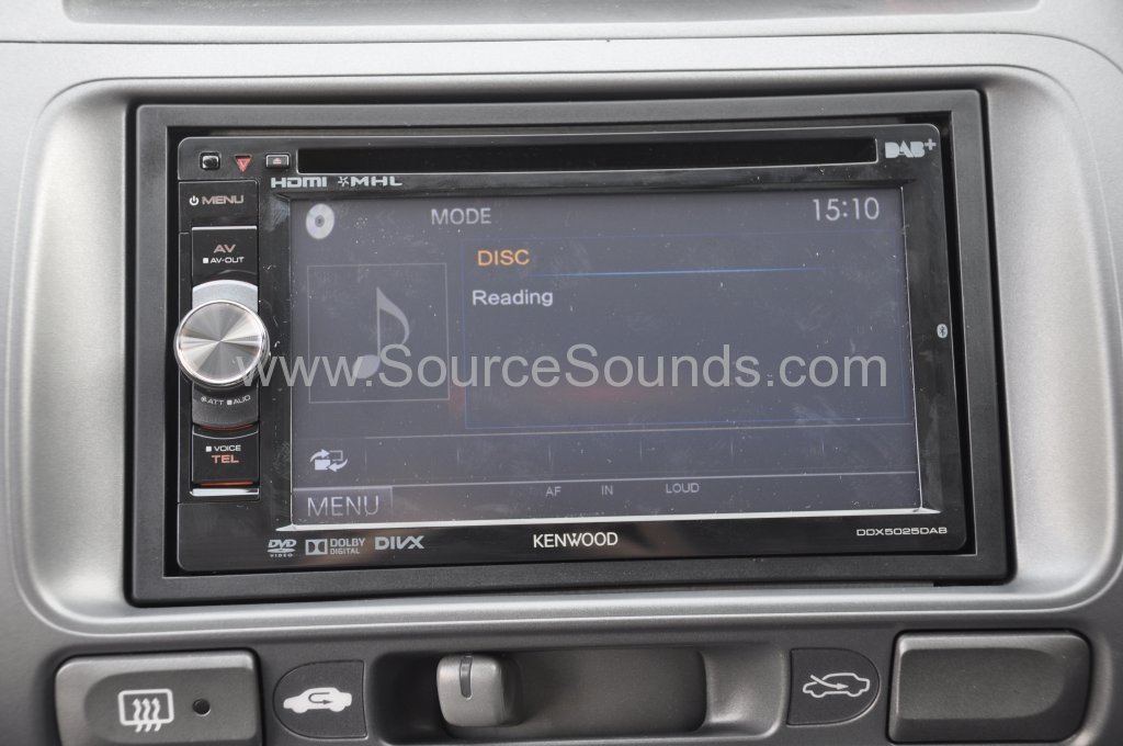 Honda Jazz 2005 DAB upgrade 005