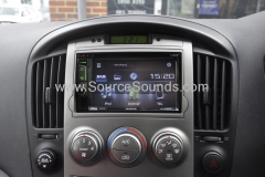 Hyundai i800 2011 DAB upgrade 005