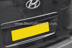 Hyundai i800 2011 reverse camera upgrade 006