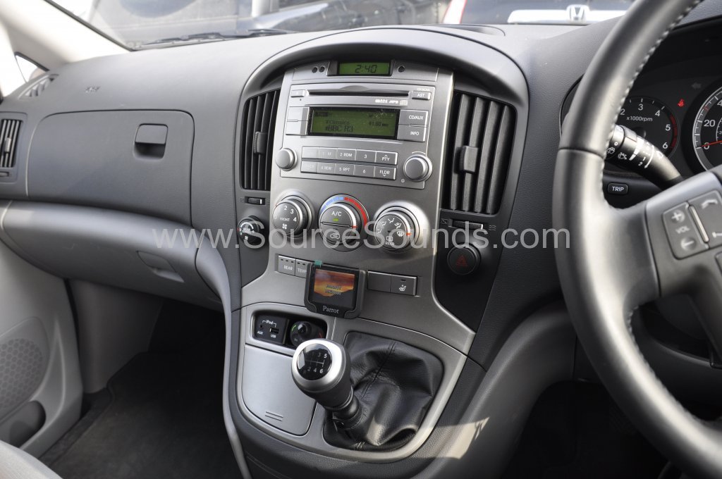 Hyundai i800 2015 bluetooth upgrade 003.JPG