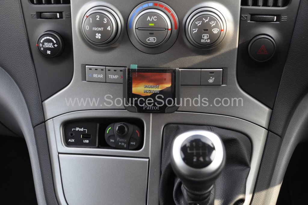 Hyundai i800 2015 bluetooth upgrade 006.JPG